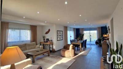 Maison - 163 m² - 6 pièces