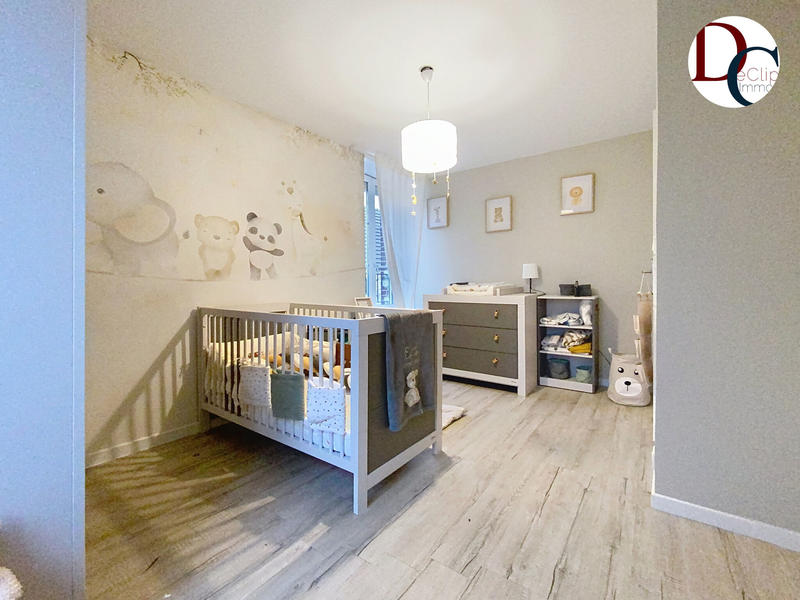 Maison - 197 m² - 10 pièces