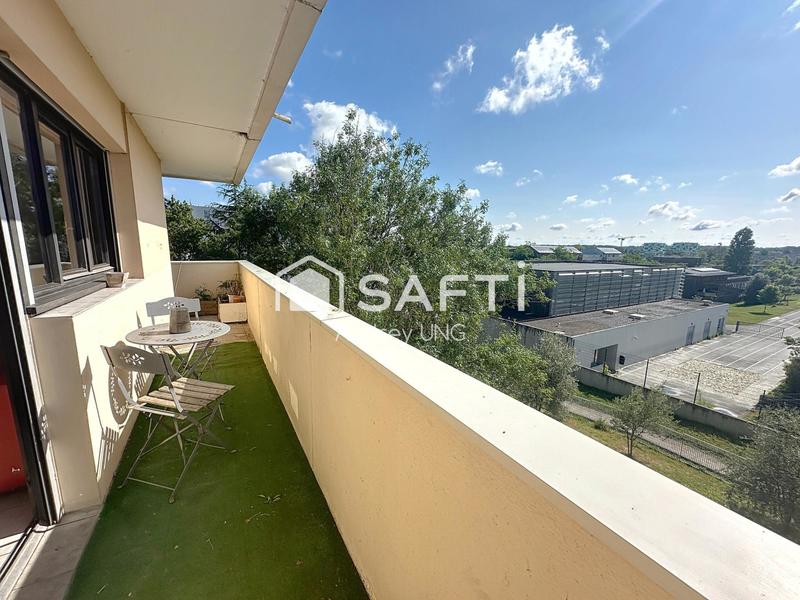 Appartement - 85 m² - 4 pièces