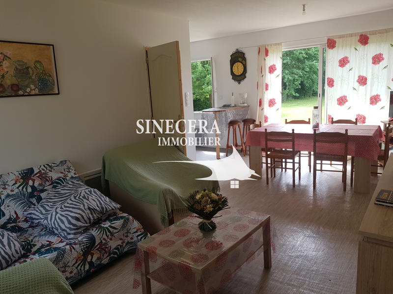 Maison - 205 m² - 6 pièces