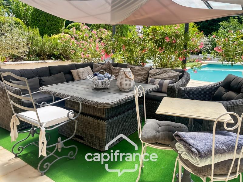 Maison - 190 m² - 7 pièces