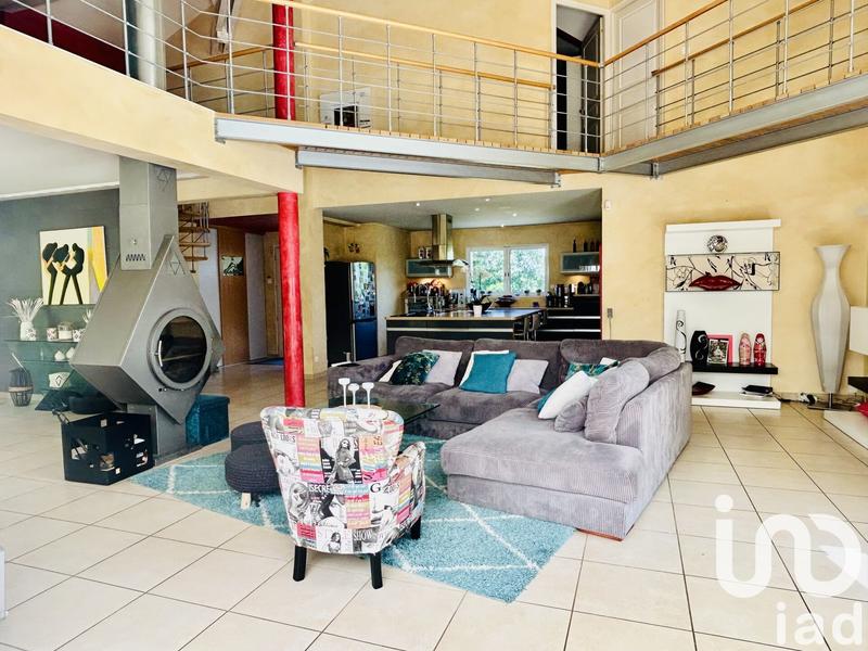 Maison de maîtres - 330 m² - 10 pièces