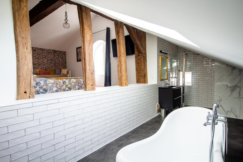 Maison - 360 m² - 9 pièces