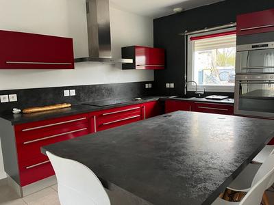 Maison - 170 m² - 7 pièces