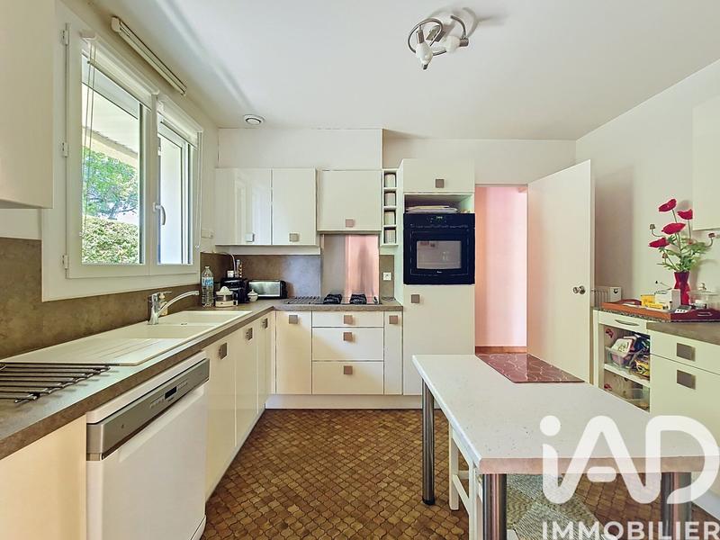 Maison - 140 m² - 6 pièces