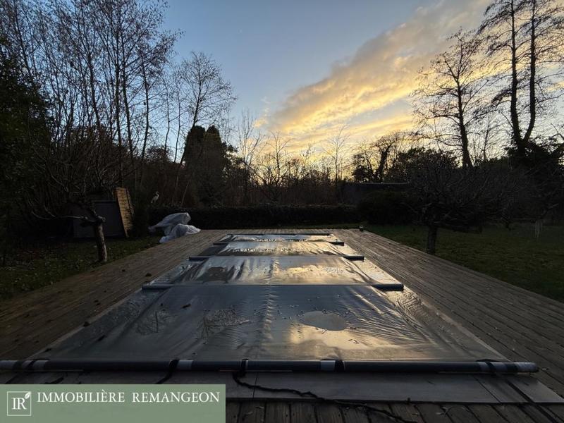 Maison de maîtres - 400 m² - 12 pièces