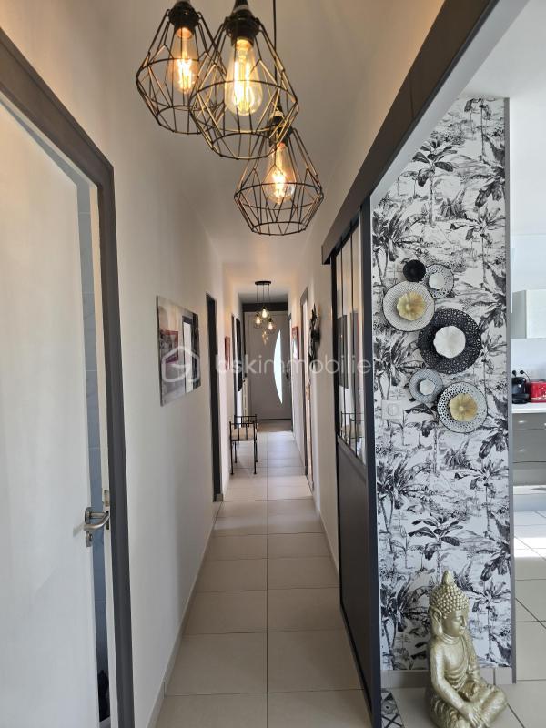 Maison traditionnelle - 114 m² - 5 pièces