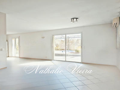 Villa - 148 m² - 4 pièces
