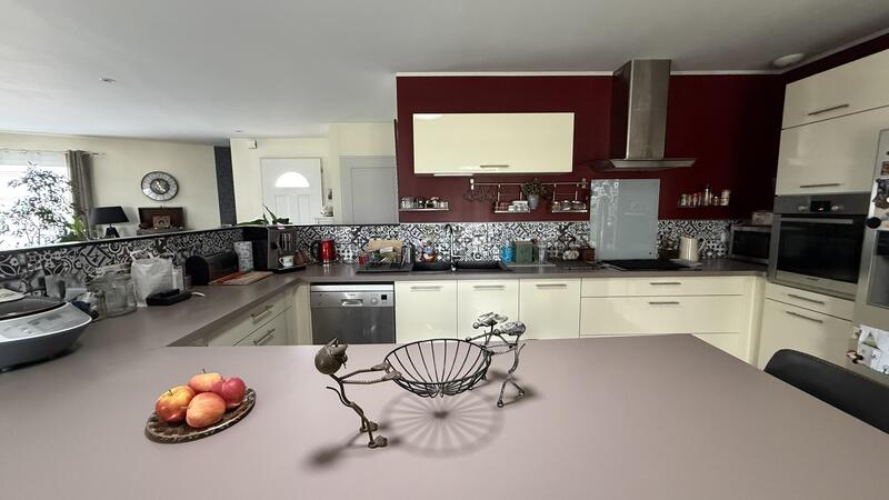 Villa - 150 m² - 5 pièces