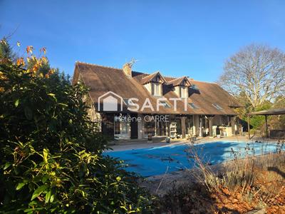 Maison - 237 m² - 11 pièces