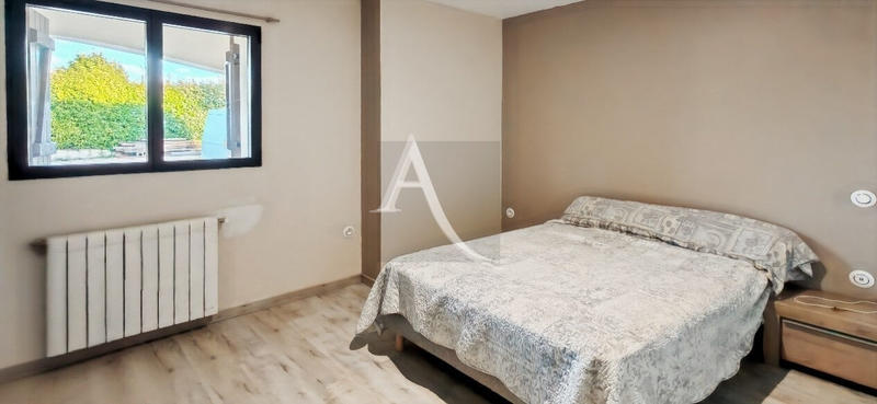 Maison - 163 m² - 7 pièces