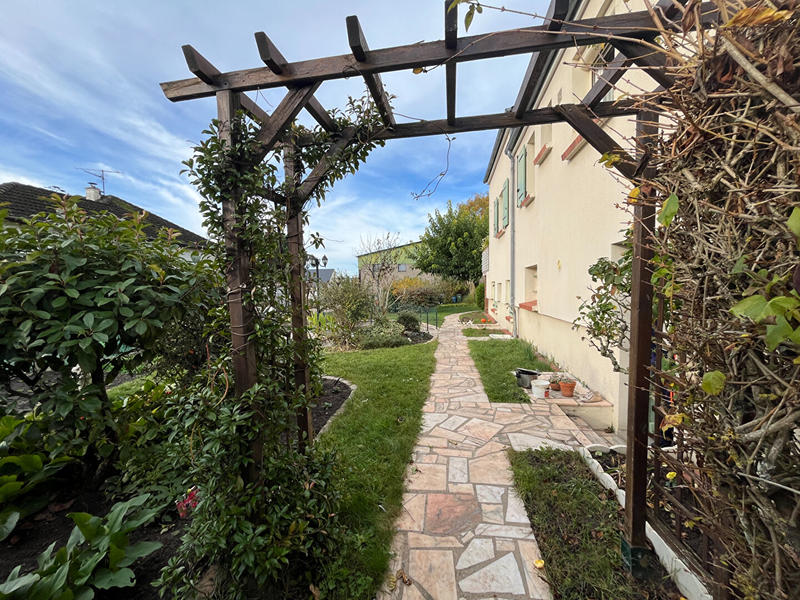 Maison - 119 m² - 6 pièces