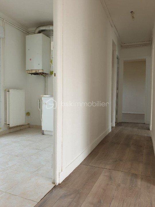 Appartement - 65 m² - 4 pièces