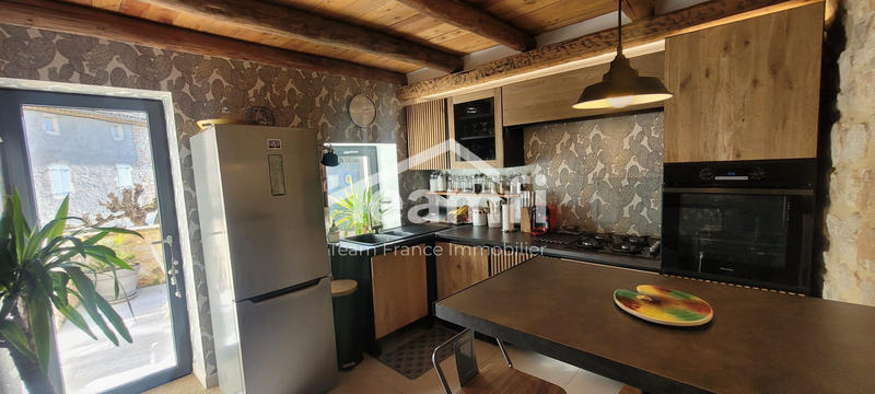 Maison - 126 m² - 7 pièces