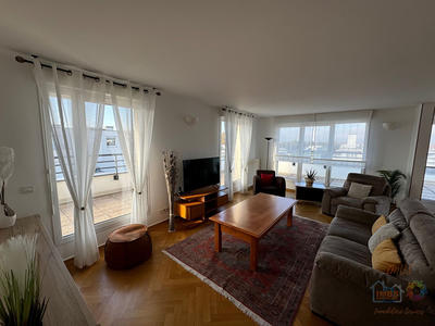 Appartement - 111 m² - 4 pièces