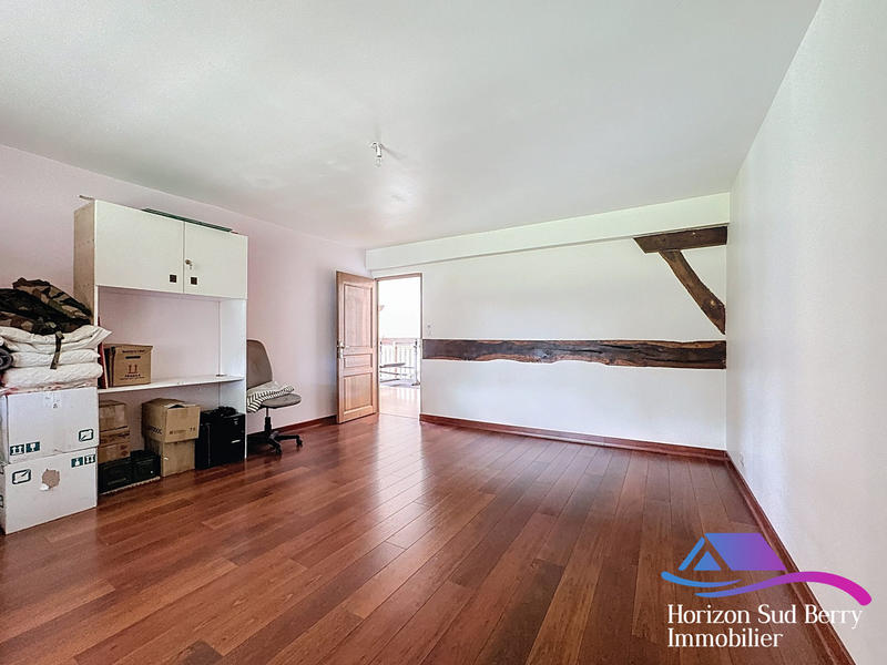 Maison - 210 m² - 7 pièces