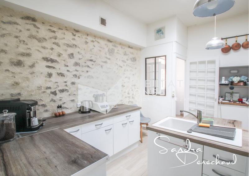 Maison ancienne - 225 m² - 6 pièces