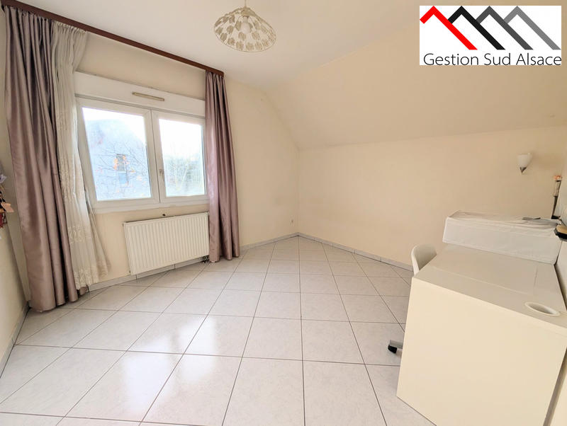 Maison - 103 m² - 5 pièces