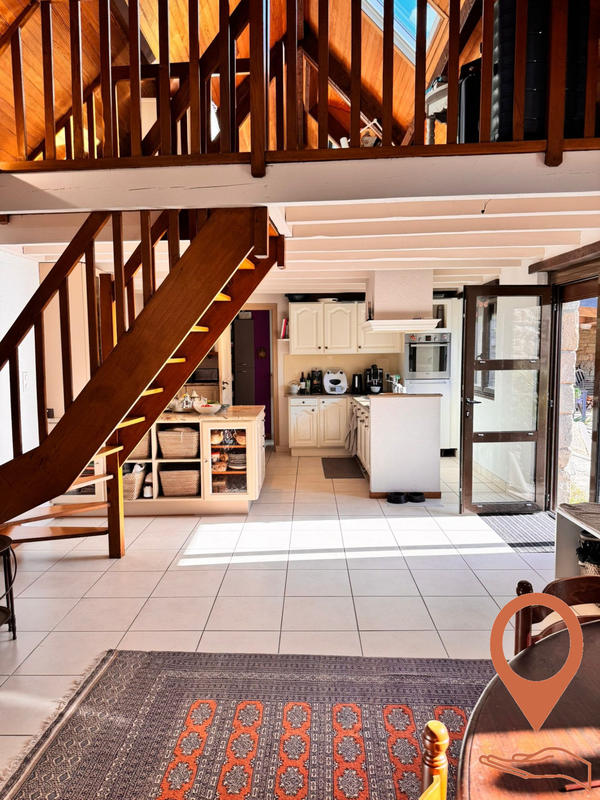 Maison - 162 m² - 6 pièces