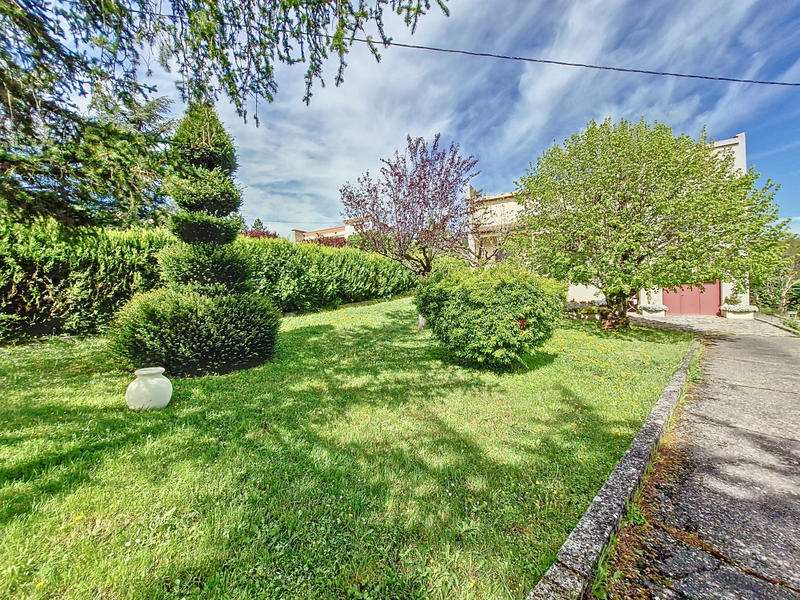 Maison - 105 m² - 4 pièces