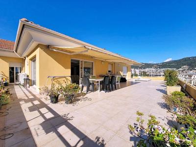 Duplex - 195 m² - 7 pièces