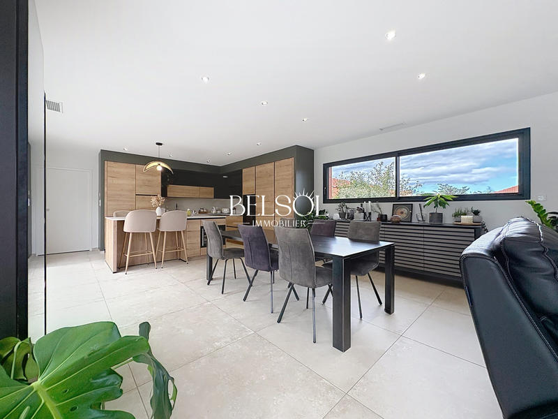 Maison contemporaine - 186 m² - 6 pièces