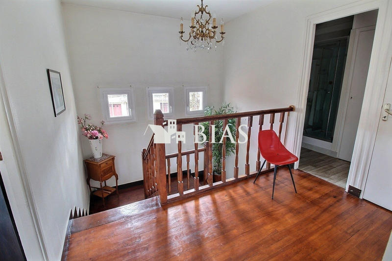 Maison - 130 m² - 7 pièces