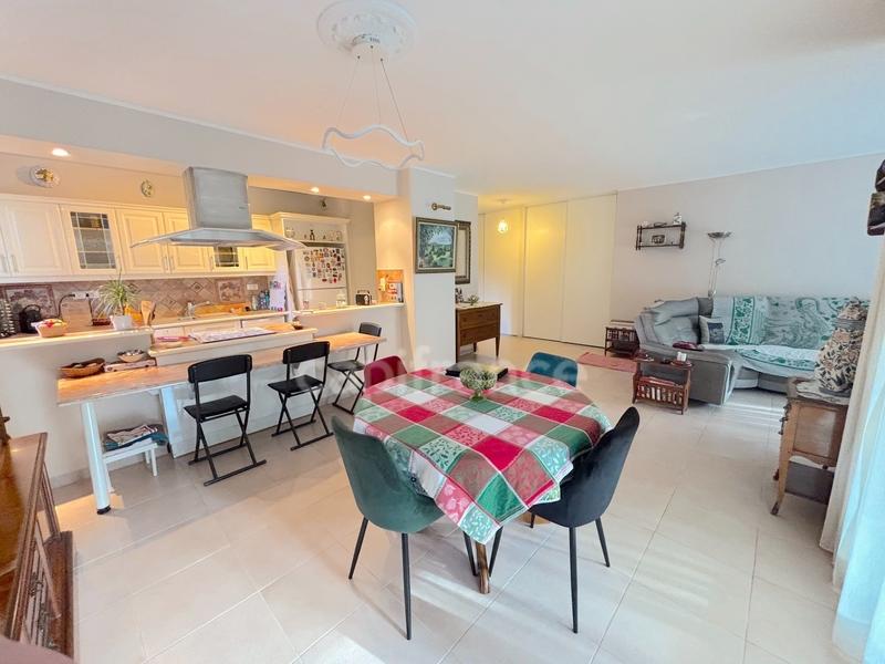 Appartement - 113 m² - 4 pièces