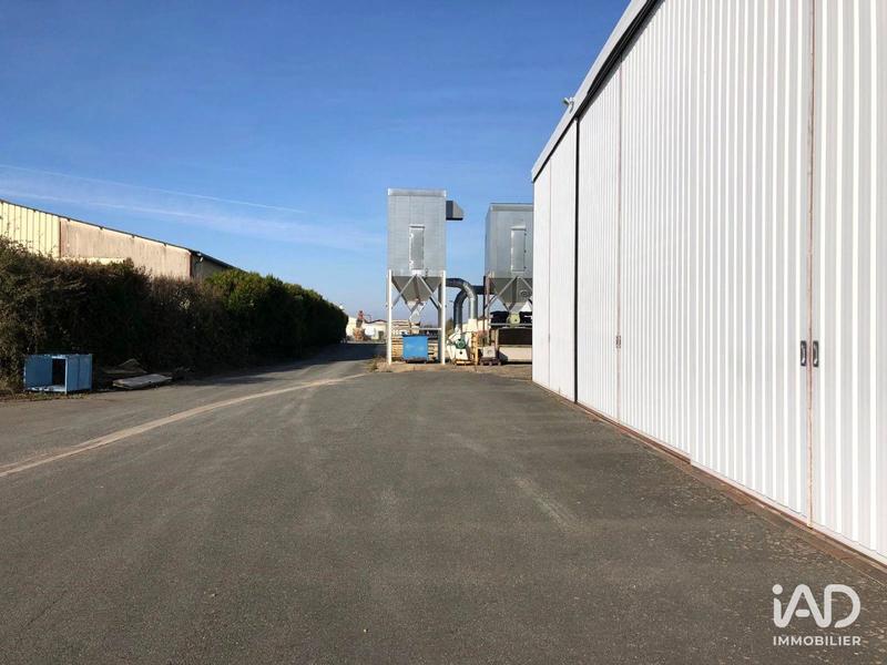 Local commercial - 3 377 m²