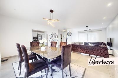 Maison - 140 m² - 6 pièces