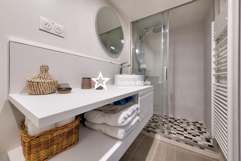 Maison - 185 m² - 6 pièces