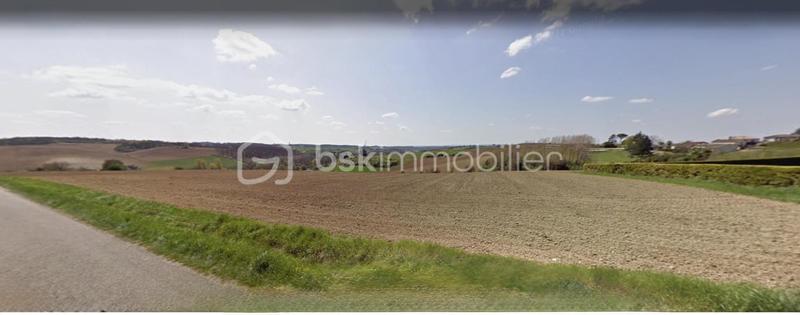 Terrain - 8 874 m²