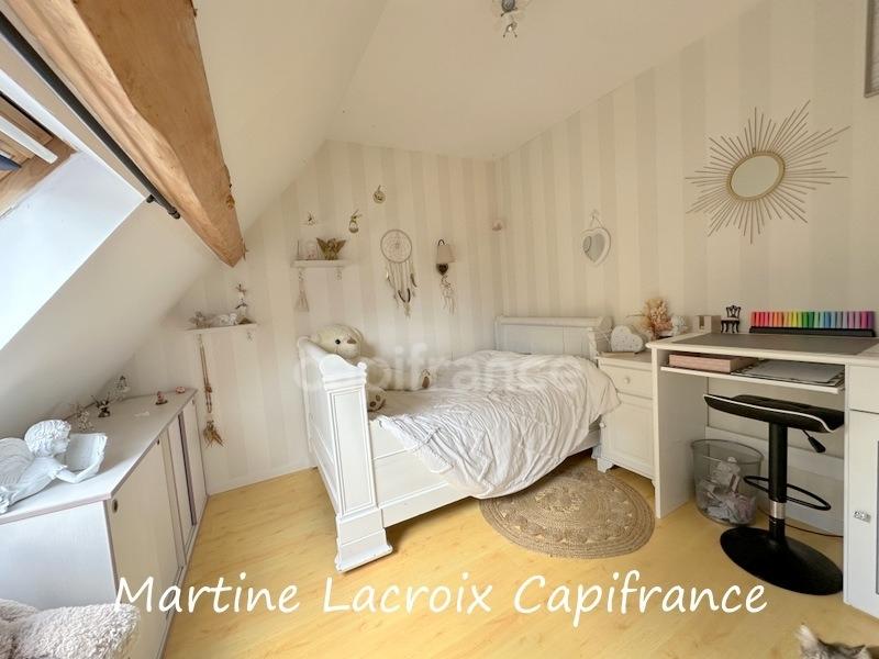 Maison - 180 m² - 8 pièces