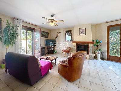 Maison - 87 m² - 4 pièces