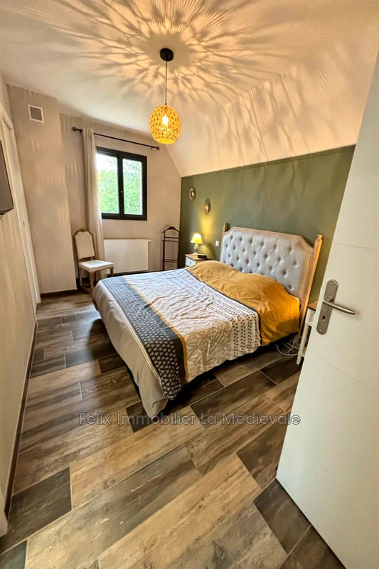 Maison - 141 m² - 5 pièces