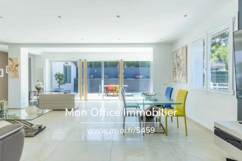 Maison - 175 m² - 6 pièces