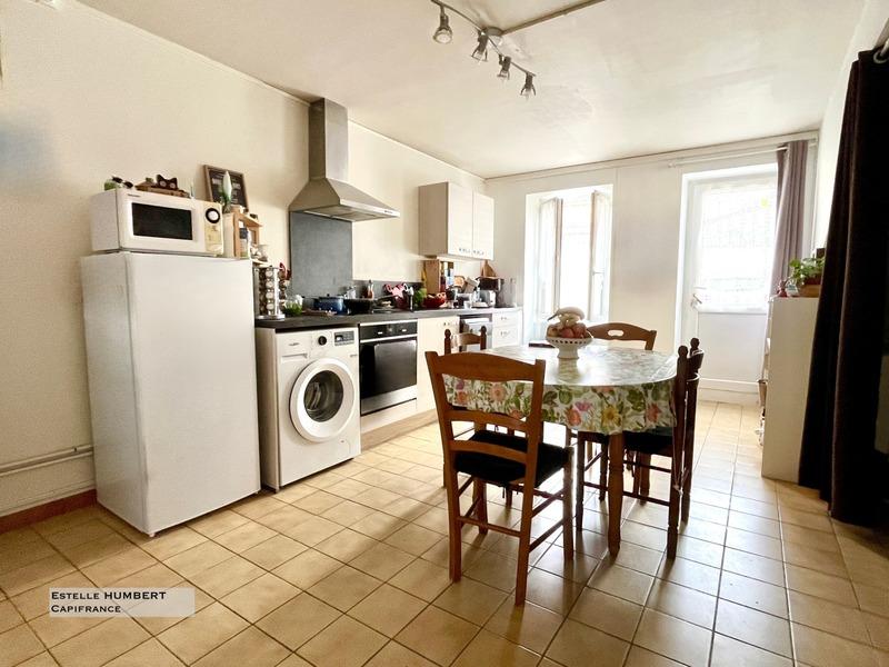 Maison - 98 m² - 4 pièces