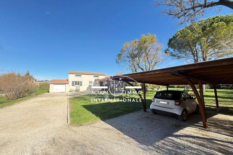 Propriété - 159 m² - 6 pièces