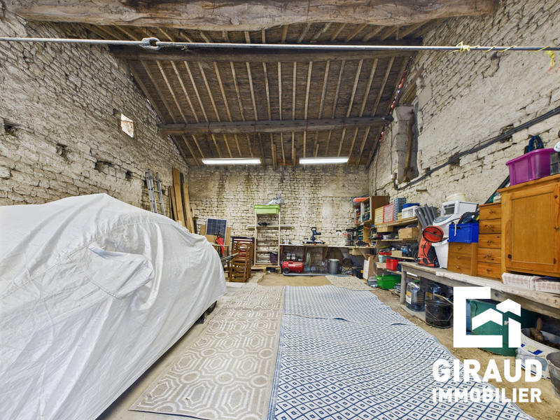 Maison ancienne - 177 m² - 6 pièces