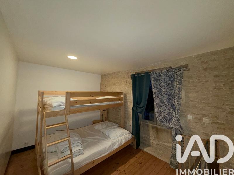 Maison - 202 m² - 7 pièces