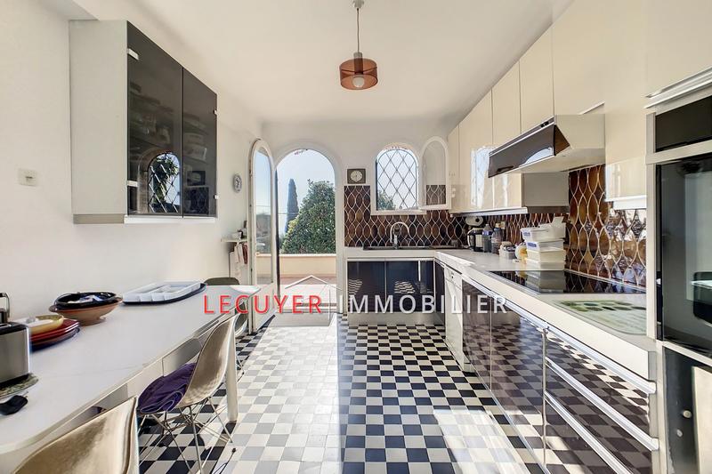 Maison - 157 m² - 5 pièces