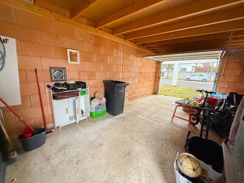 Maison traditionnelle - 99 m² - 4 pièces