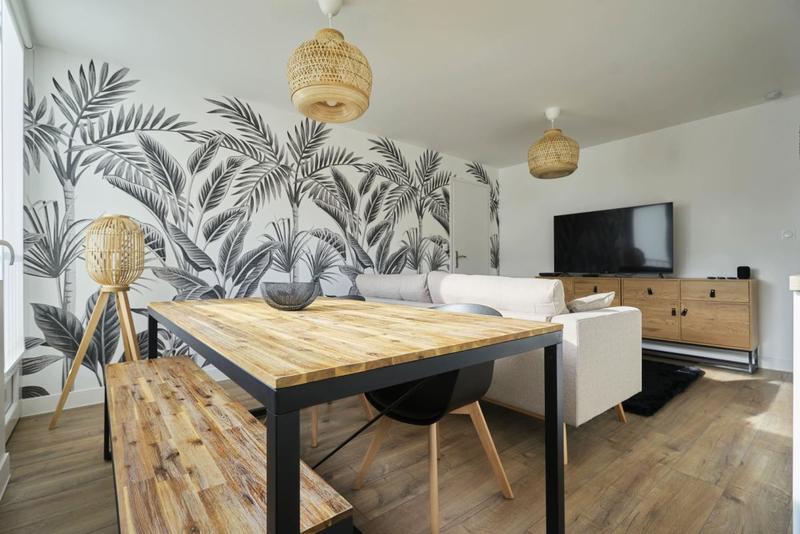 Appartement - 85 m² - 5 pièces