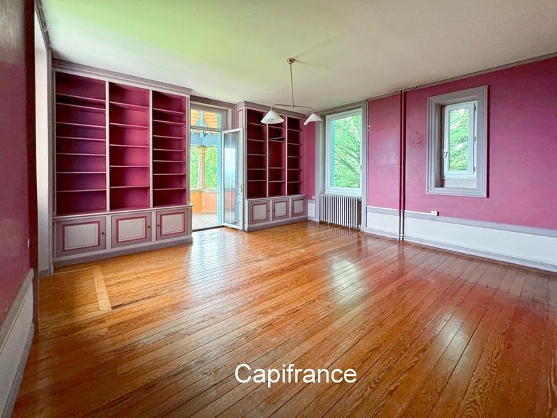 Propriété - 600 m² - 15 pièces