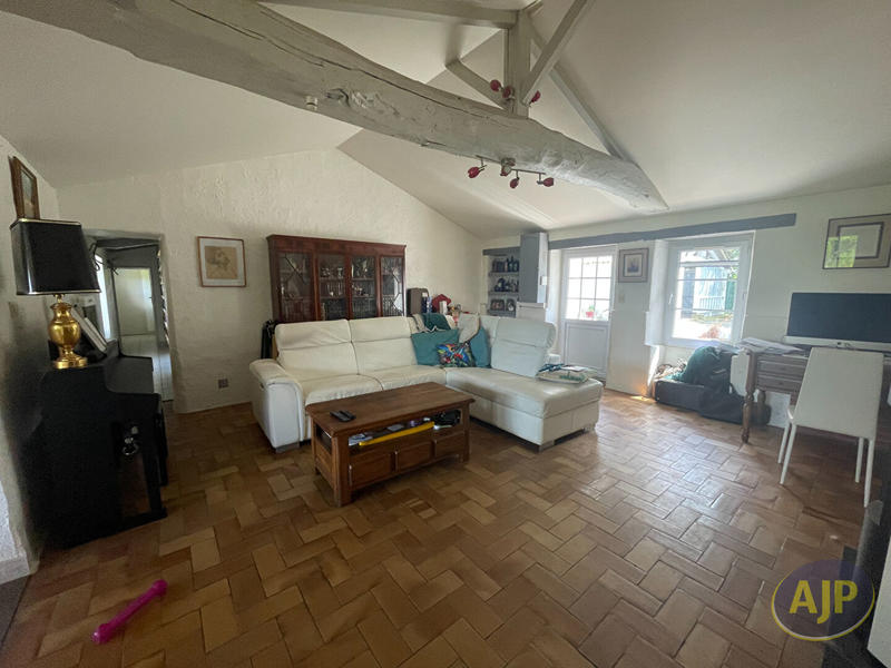 Maison - 156 m² - 7 pièces