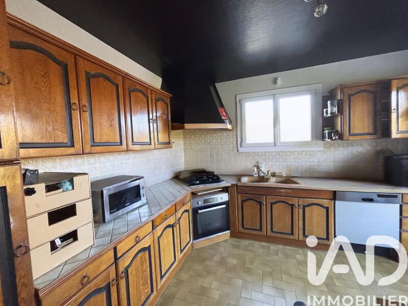 Maison - 100 m² - 7 pièces