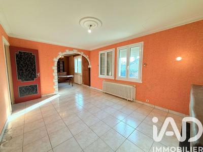 Maison - 91 m² - 6 pièces