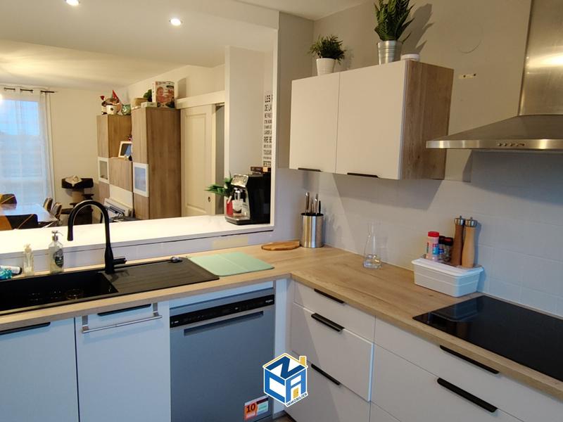 Appartement - 89 m² - 5 pièces