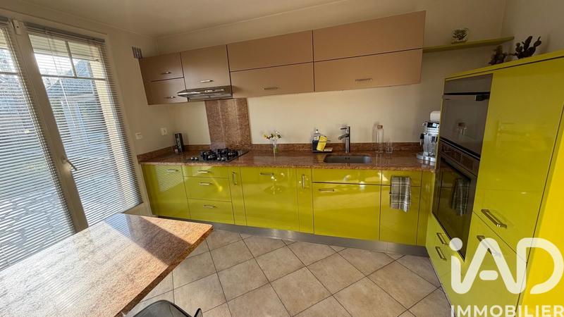 Maison - 166 m² - 8 pièces