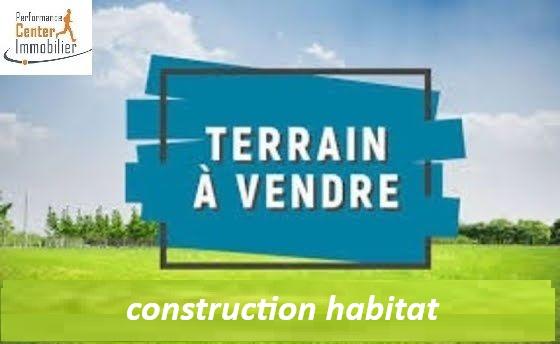 Terrain constructible - 1 200 m²